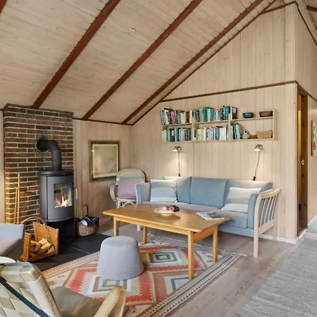 Esteri - 800m From The Sea By Interhome 度假居 *