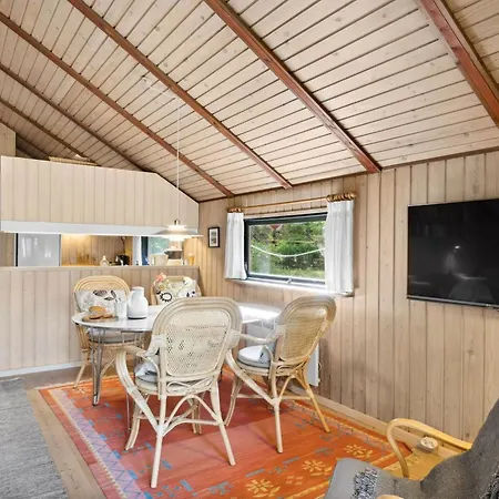 度假居 Esteri - 800m From The Sea By Interhome *